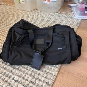 Tumi duffel bag, only used a couple times